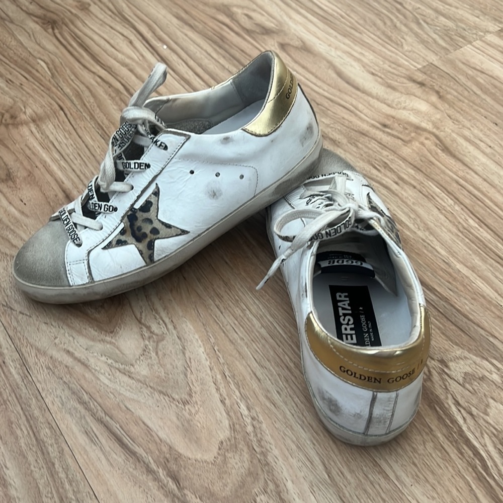 Golden Goose Superstars size 37 white with leopard spotted star and gold tab - Picture 8 of 10